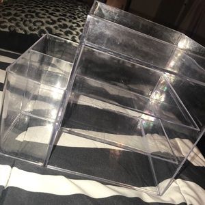 MAKEUP ORGANIZER (W/FREE GIFT PICTURED)